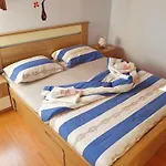아파트 Cintya 포레치