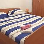 Cintya 아파트